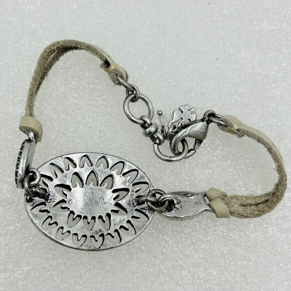 Lucky Brand Bracelet Turquoise Ivory Leather Silver Toned Boho Western 7" - Picture 3 of 3